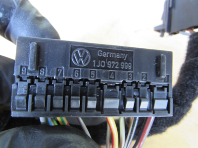Audi TT Mk1 8N Headlight Switch Controls Connectors Plugs 1J09729994